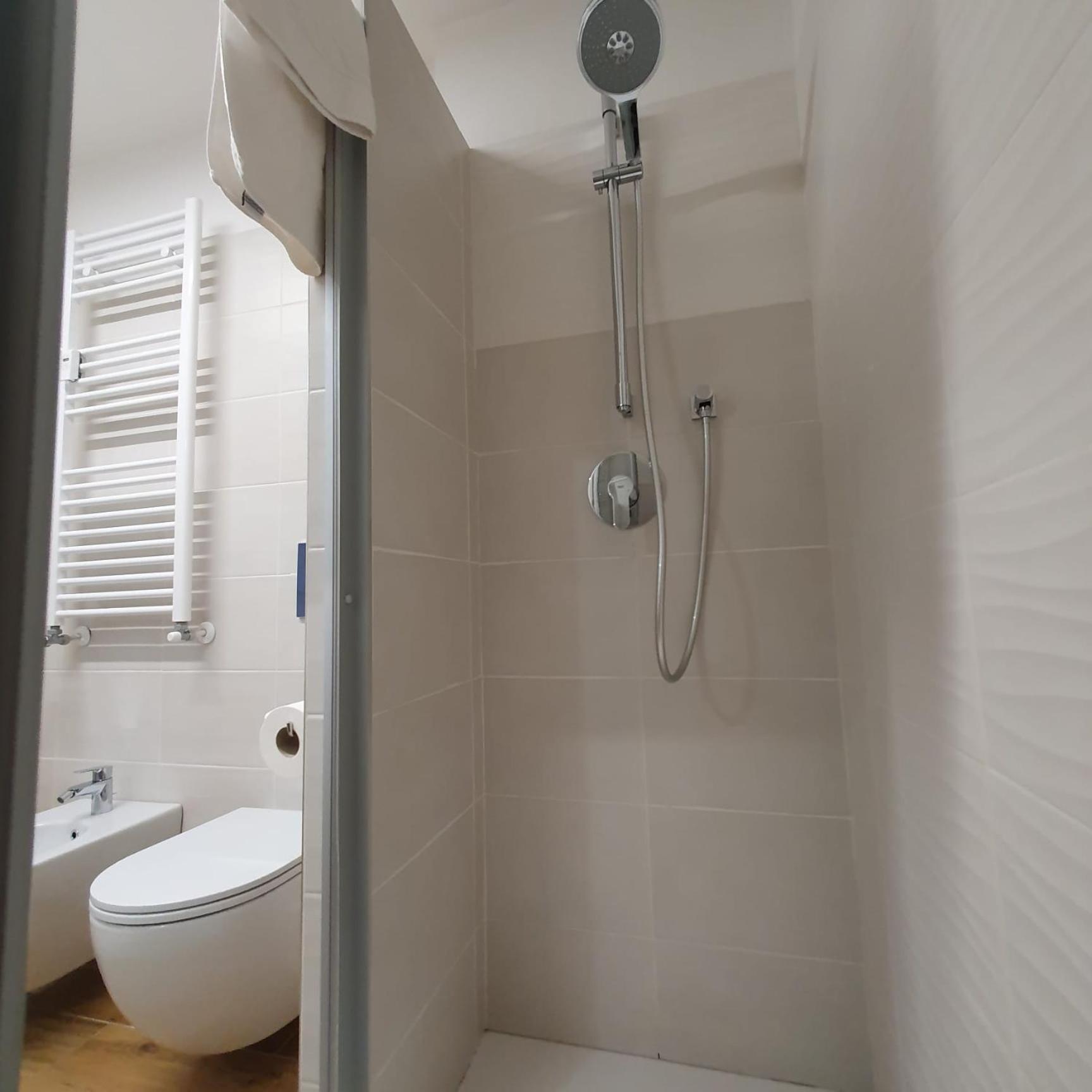 Bnbutler - Grasselli, 8 - Comfy And Newly Renovated Apartamento Milão Exterior foto