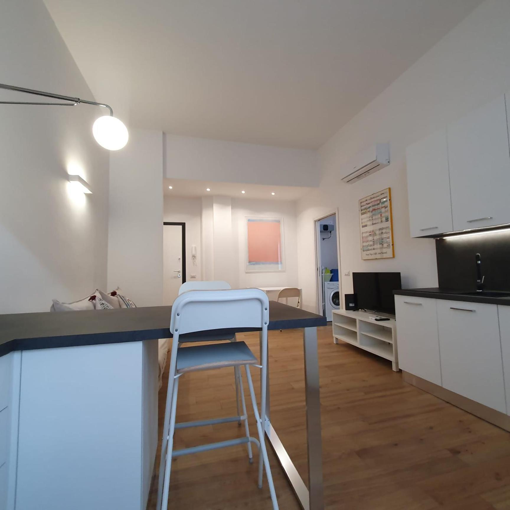 Bnbutler - Grasselli, 8 - Comfy And Newly Renovated Apartamento Milão Exterior foto
